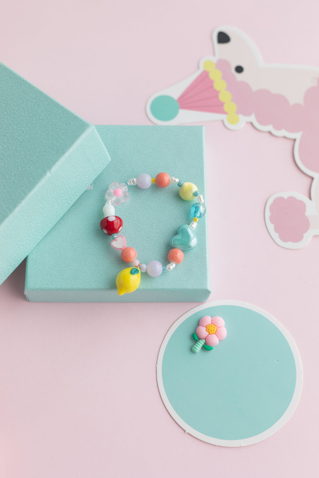 Mantar ve Limon Figürlü Murano Cam Boncuk Lastikli Bileklik