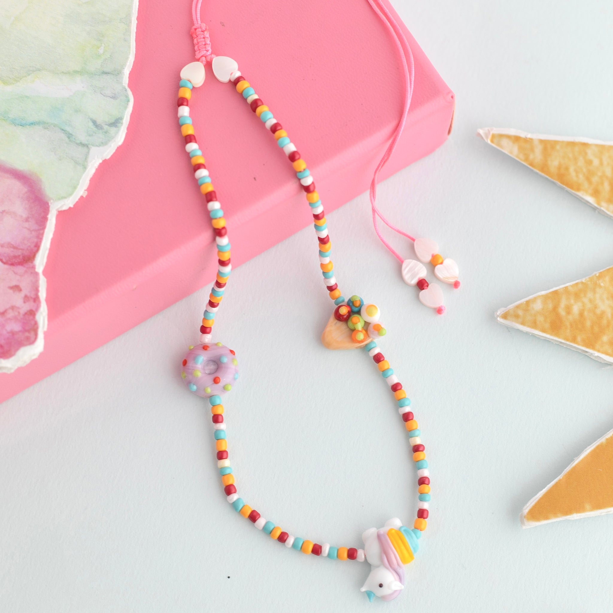 Unicorn ve Donut Murano Cam Boncuklu Kolye
