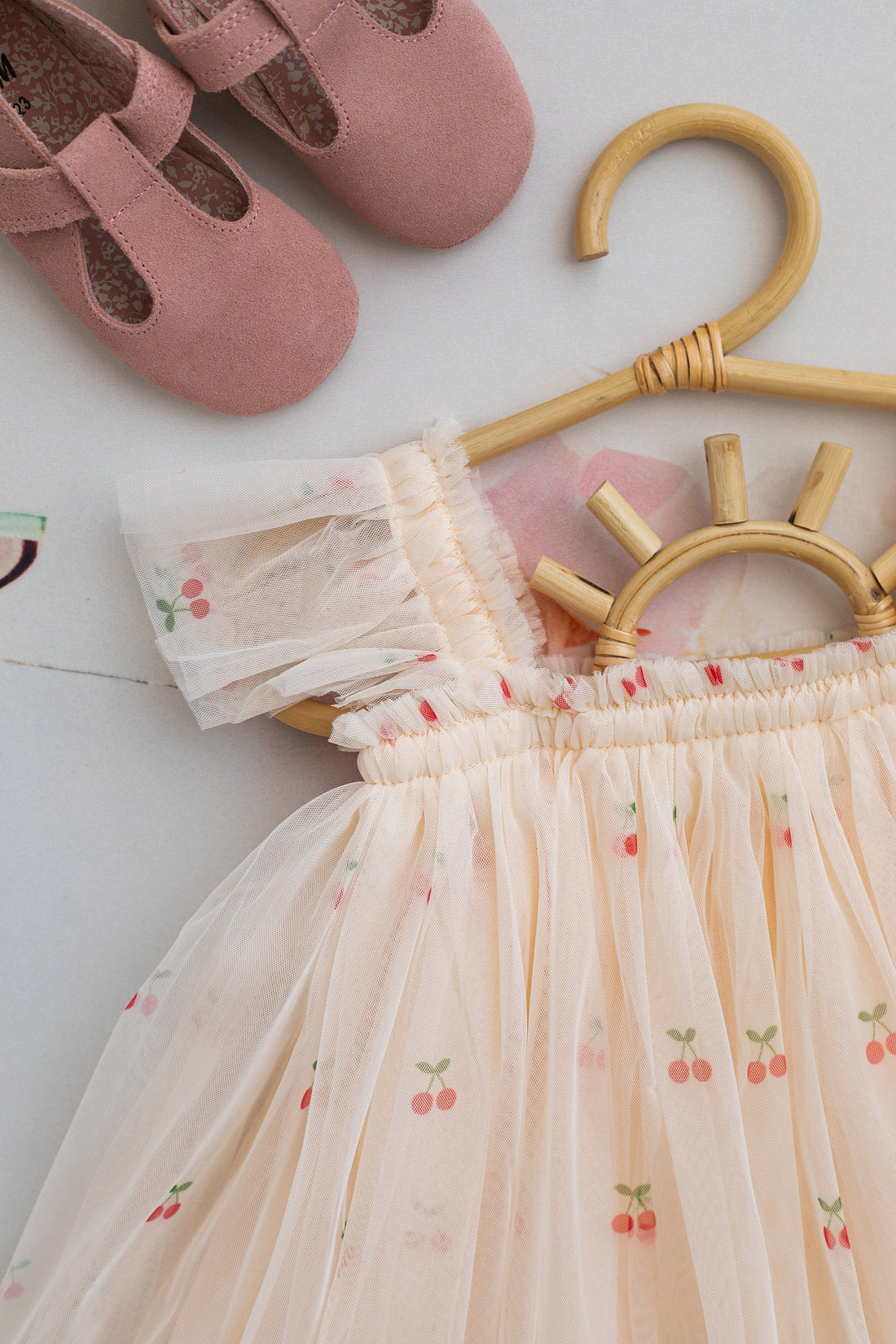 Daisy Motif Scallop Collar Linen Dress