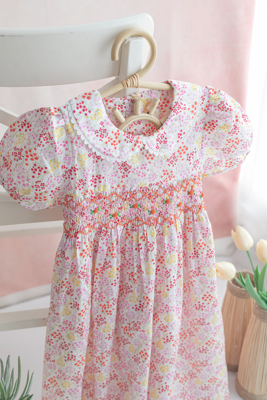 Daisy Motif Scallop Collar Linen Dress