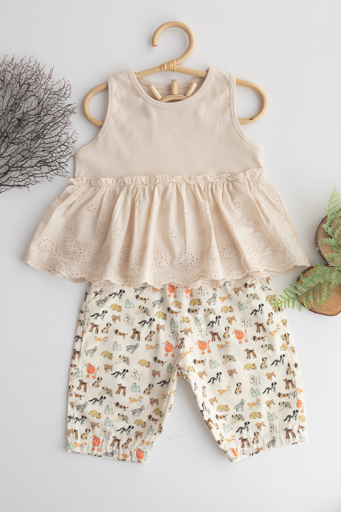 Daisy Motif Scallop Collar Linen Dress