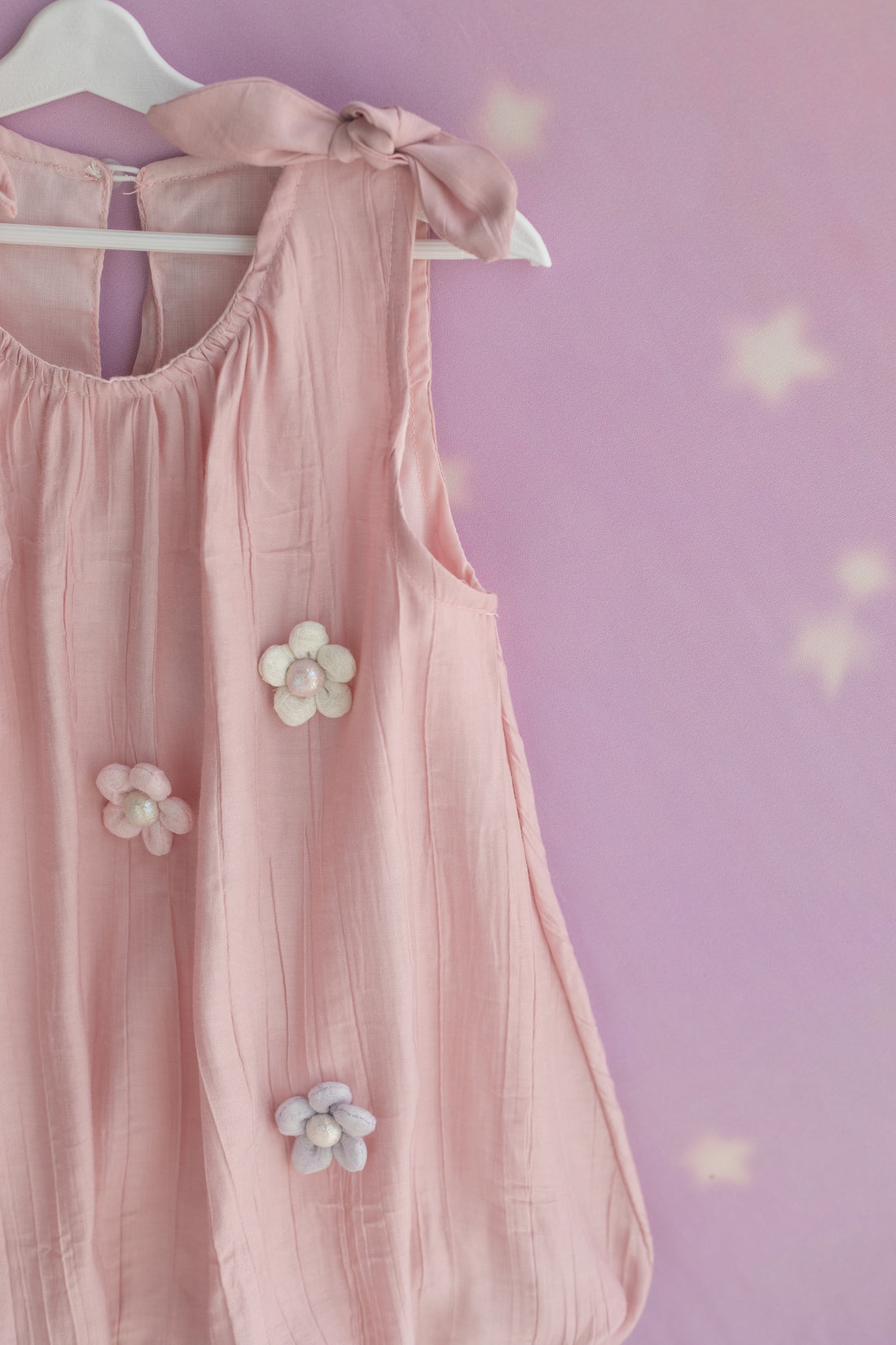Daisy Motif Scallop Collar Linen Dress