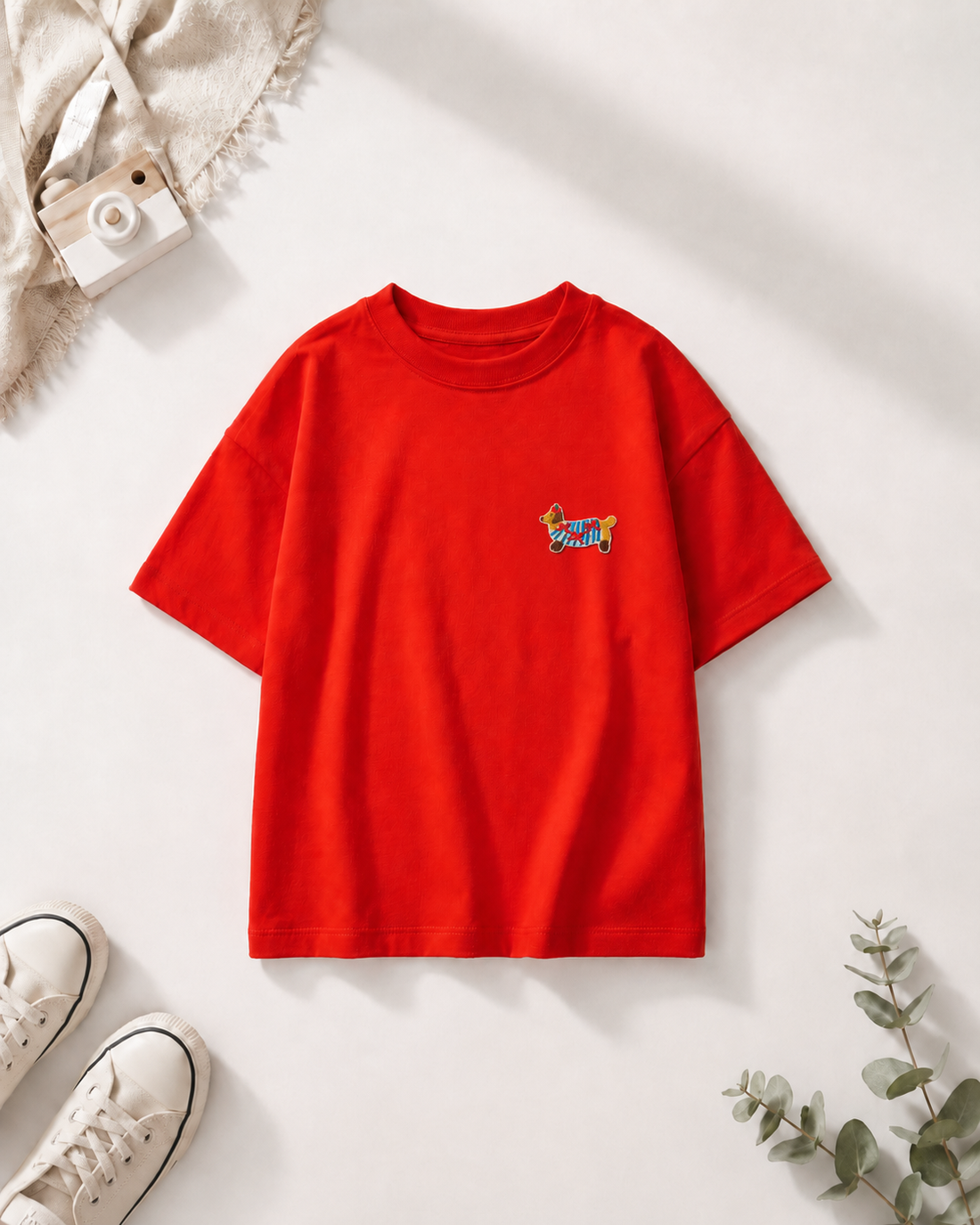 Unisex Kırmızı Oversize Köpek Aplikeli T-shirt –