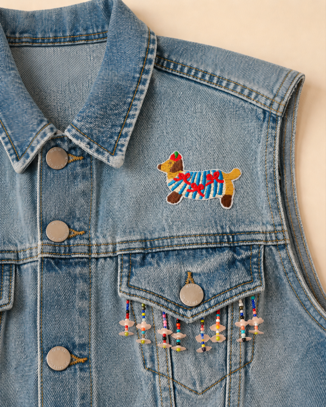 Nakış ve Boncuk Detaylı Kolsuz Denim Yelek