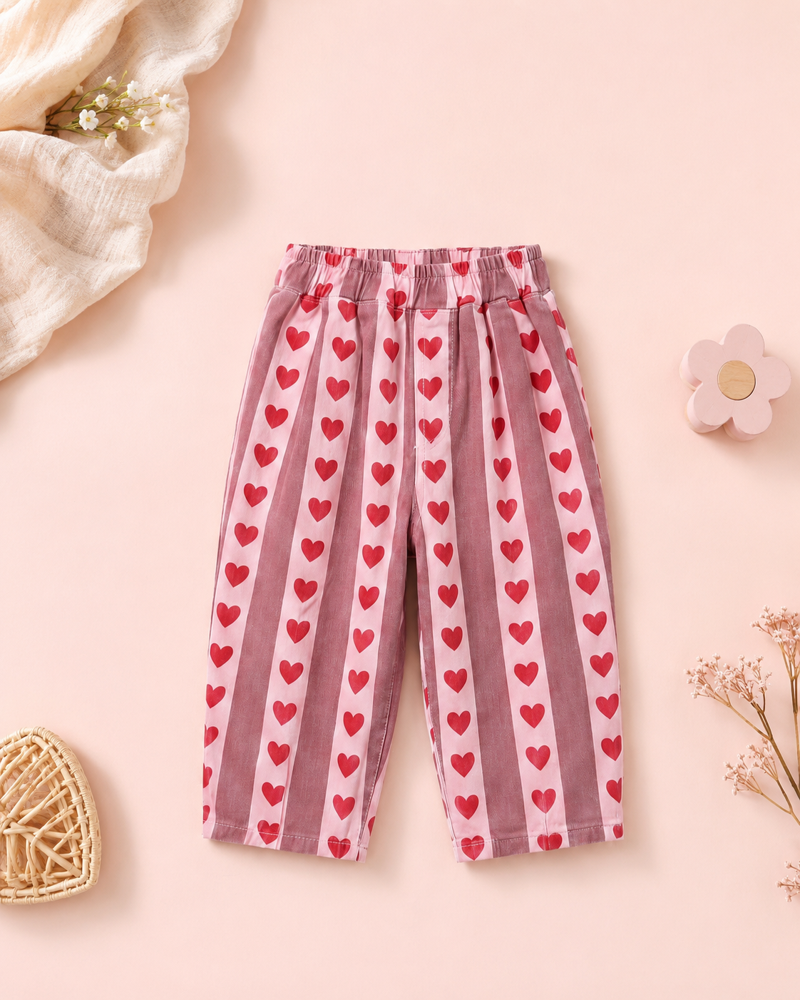 Pamuklu Kalp Desenli Pembe Çizgili Bol Paça Yumuşak Kot Pantolon