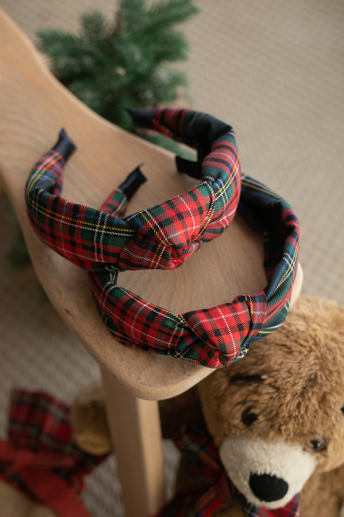 Knotted Plaid Crown