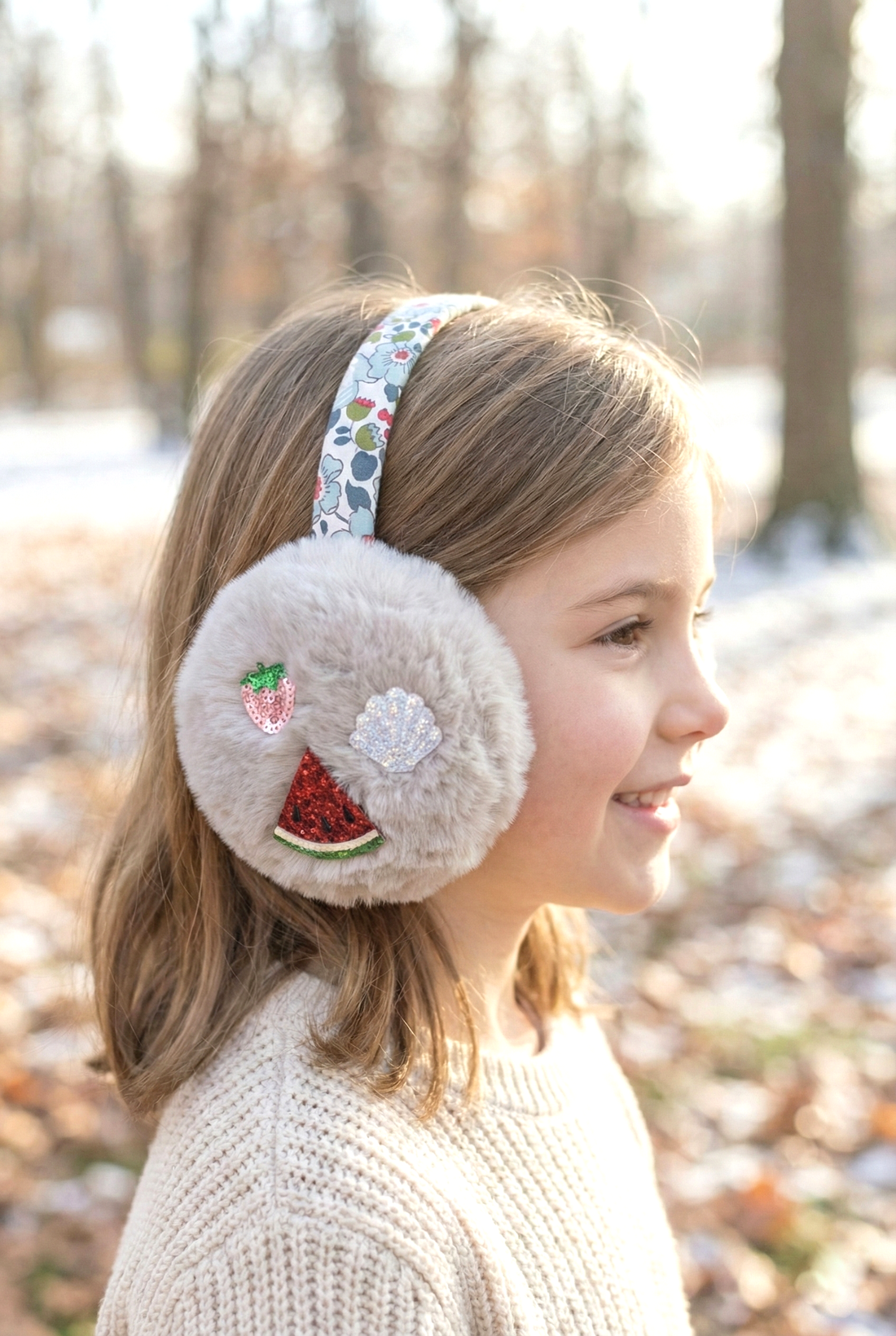 Liberty Kumaş Detaylı Kürk Pompom Vizon Kulaklık – Yumuşacık Peluş