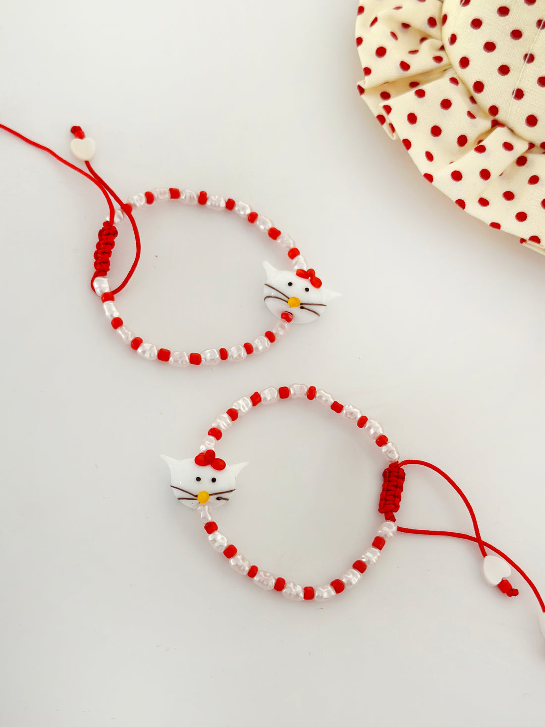 Kedi Figürlü Murano Cam Boncuk Sargılı Dizi Boncuklu Çocuk Bileklik