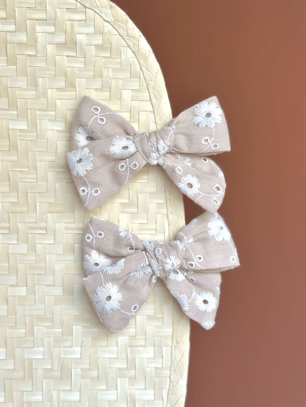 2’li Bej rengi Nakışlı Fisto Balerin Fiyonk Klips Set