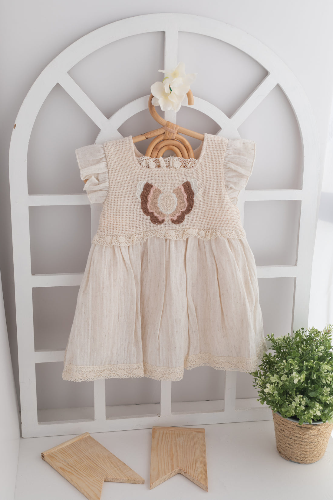 Ruffle Collar Floral Linen Dress