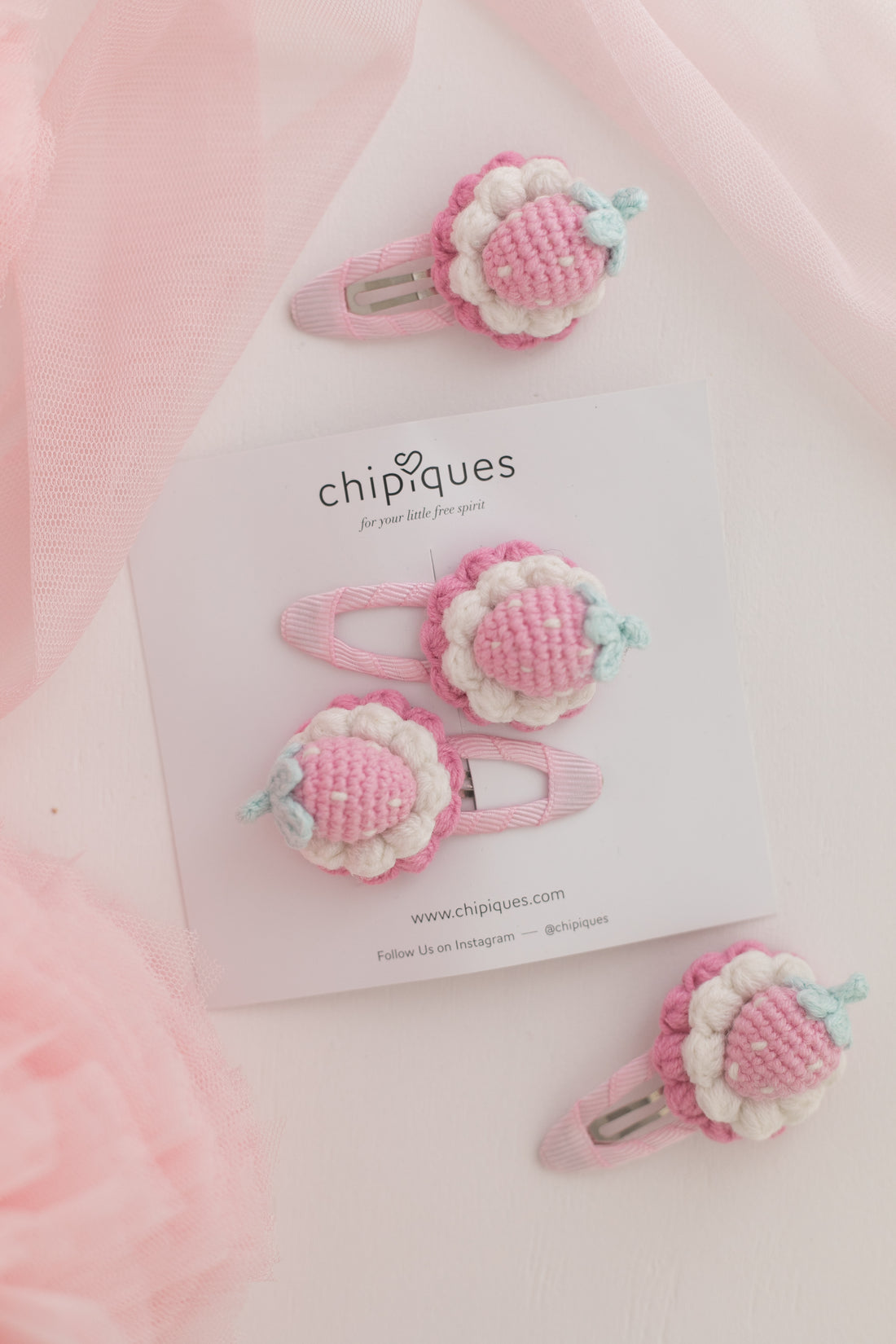2-Pack Red Pompom Plaid Snap Buckle