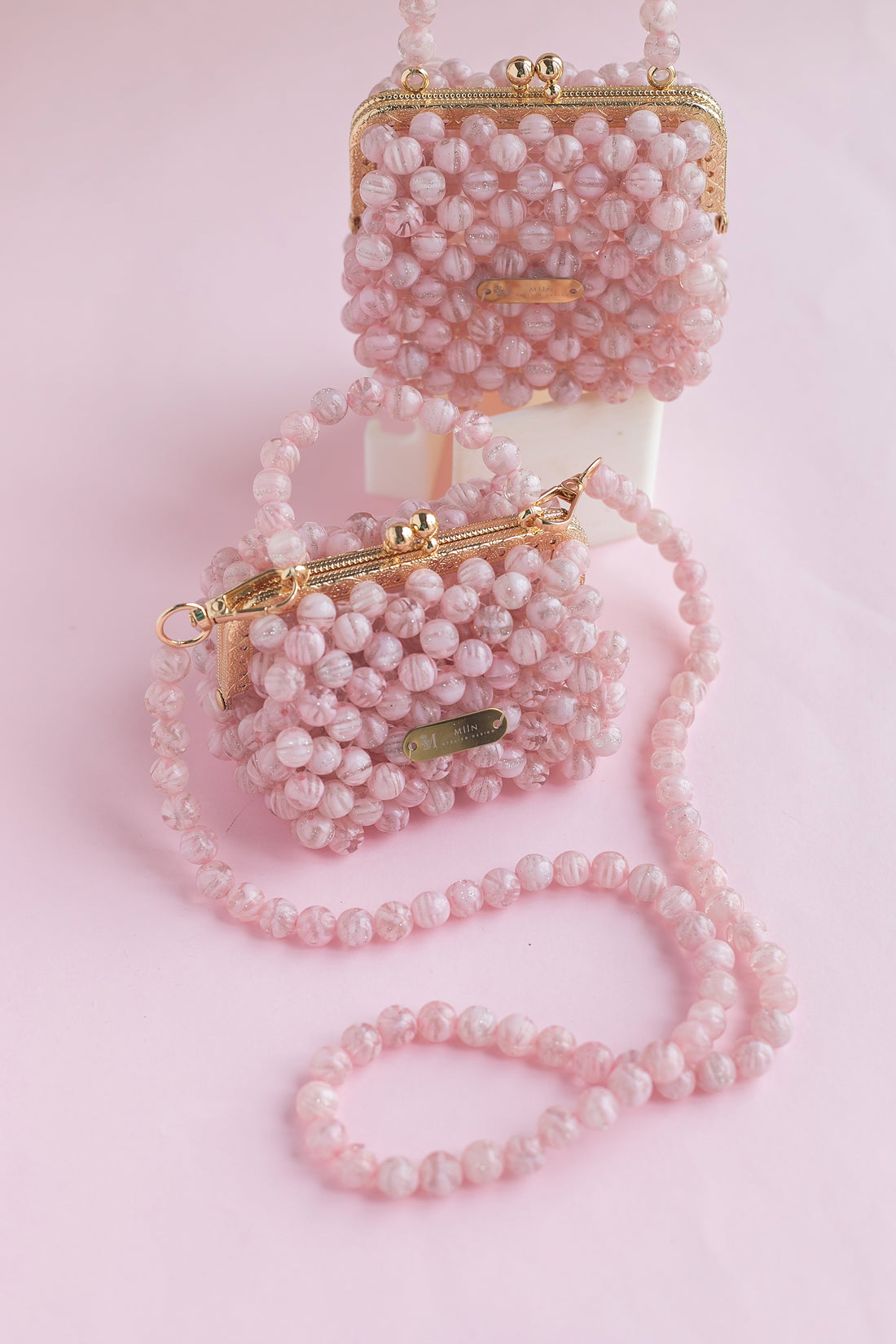 Sedefli Boncuk Mini Çanta – Çocuk Omuz & El Çantası | Işıltılı Parti / Özel Gün Aksesuarı