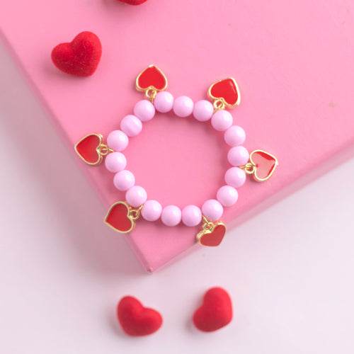 Kalpli Charm Detaylı Pembe Boncuk Bileklik – Lastikli Çocuk Bilekliği