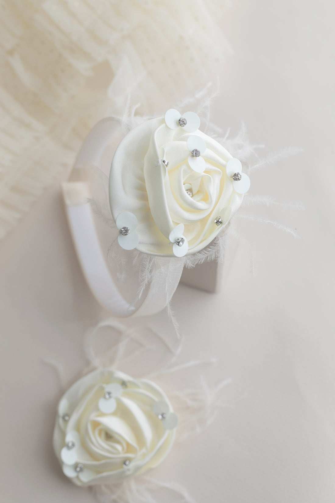 2-Pack Powder and Burgundy Satin Crown