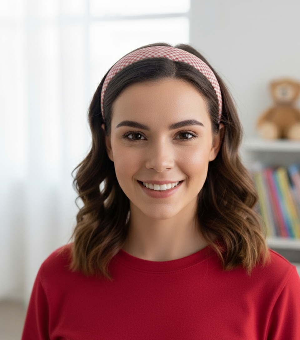 Kirmizi Beyaz Mini Ekose Taç